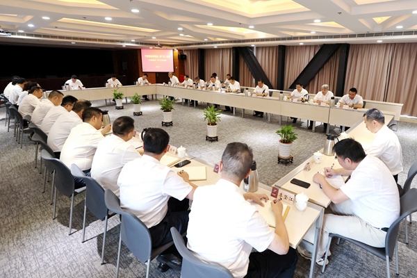 1-寧波海運黨委專題學貫黨的二十屆三中全會精神。陸瑩攝_副本.jpg